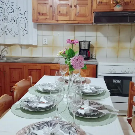 Makris Hébergement de vacances *