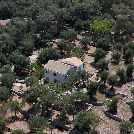 Hébergement de vacances Makris *