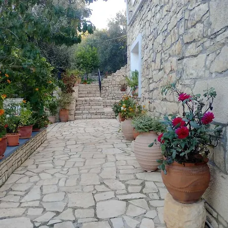 Makris Zenempisatika